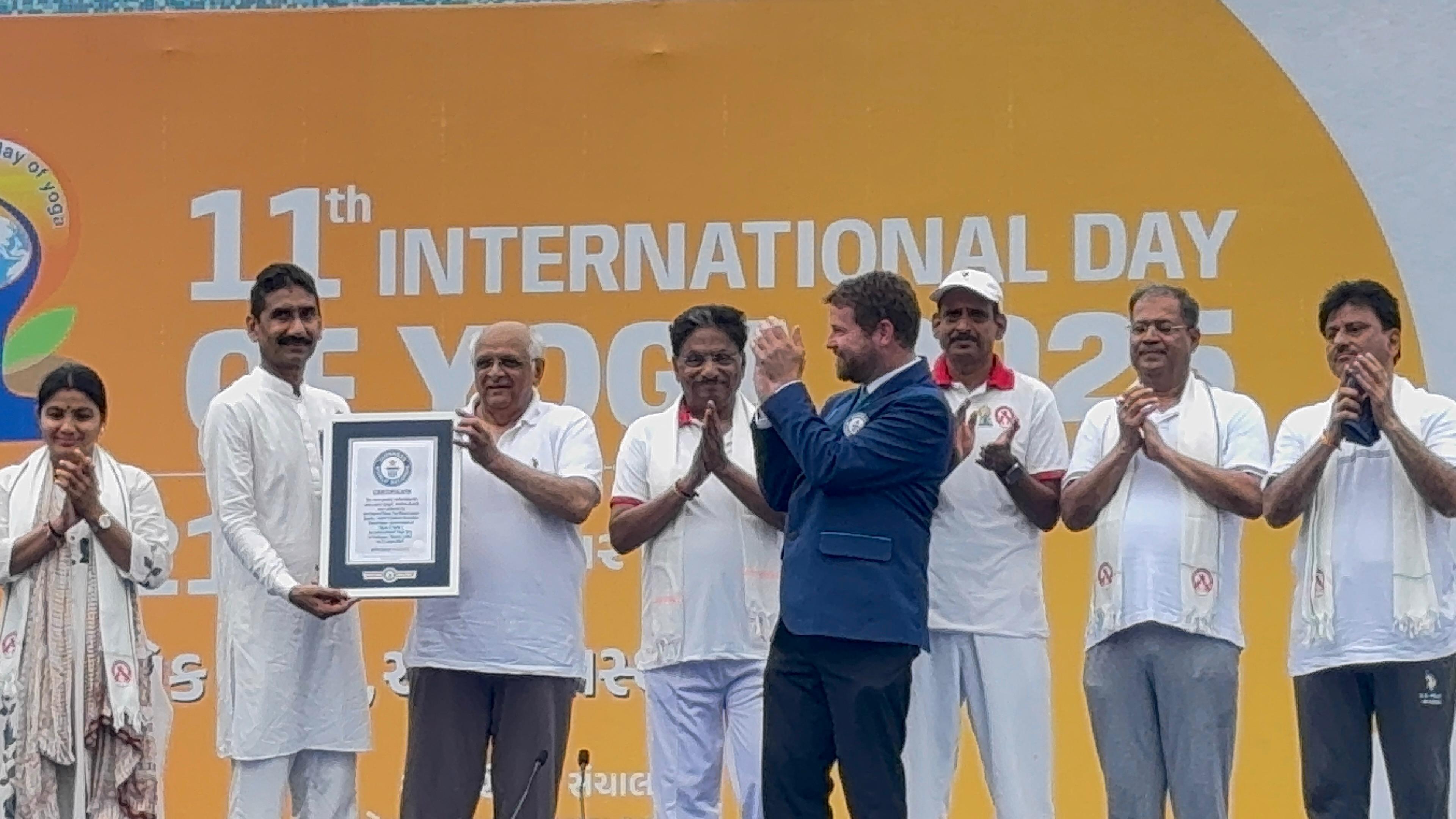 Most People performing the Cobra Pose (Yoga) simultaneously